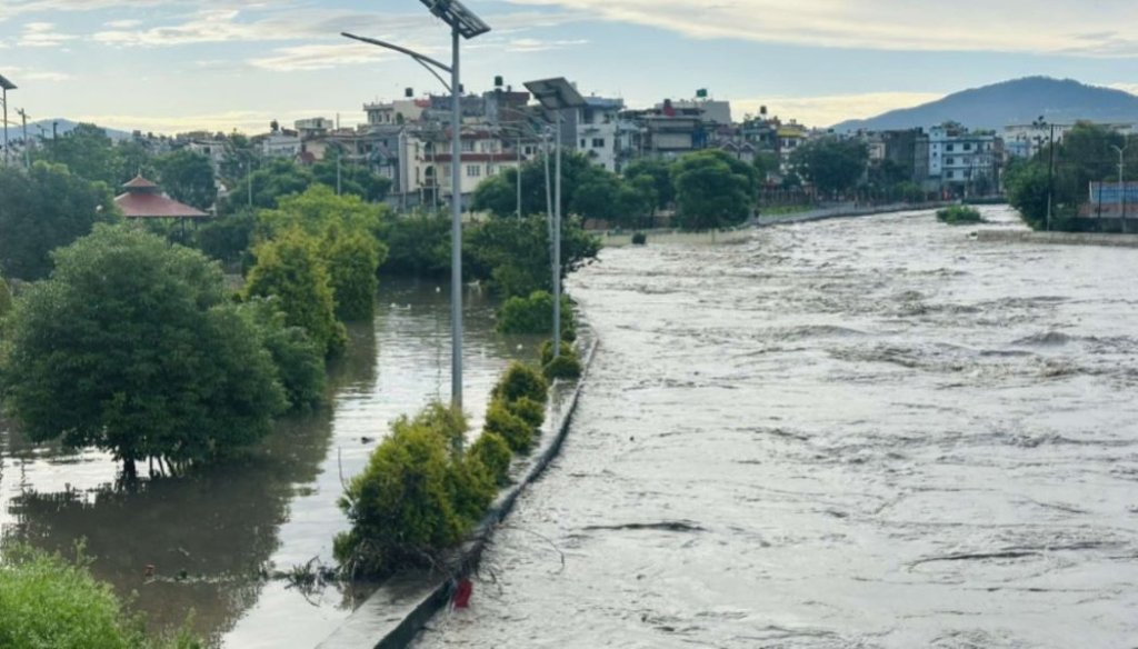 बागमती नदीले सतर्कता तह पार गर्‍यो, सतर्क रहन आग्रह